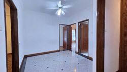 Gold Coast Condo (D5), Condominium #560549371